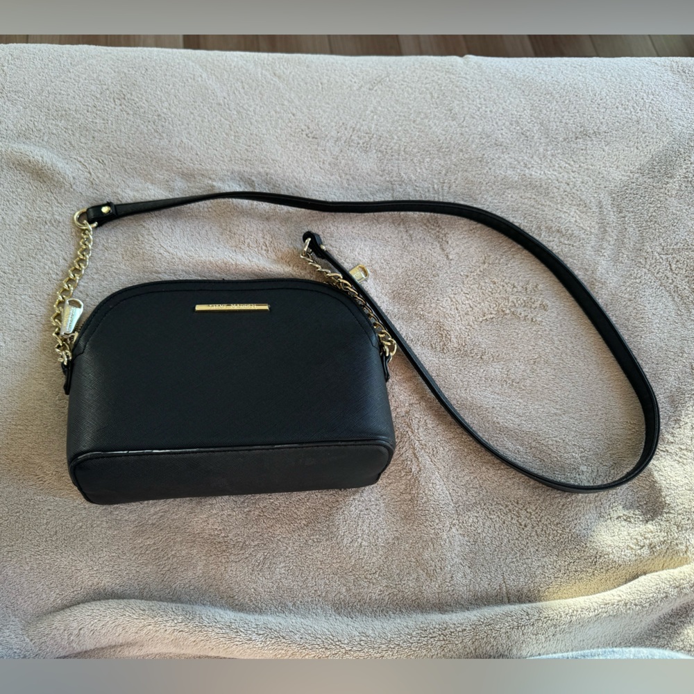 Steve Madden Black and Gold Crossbody Bag